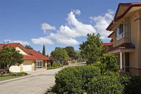 bridgeman downs retirement village